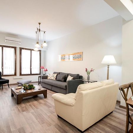 ¨Socrates¨ Traditional Apartment In The Center Of Αθήνα Εξωτερικό φωτογραφία